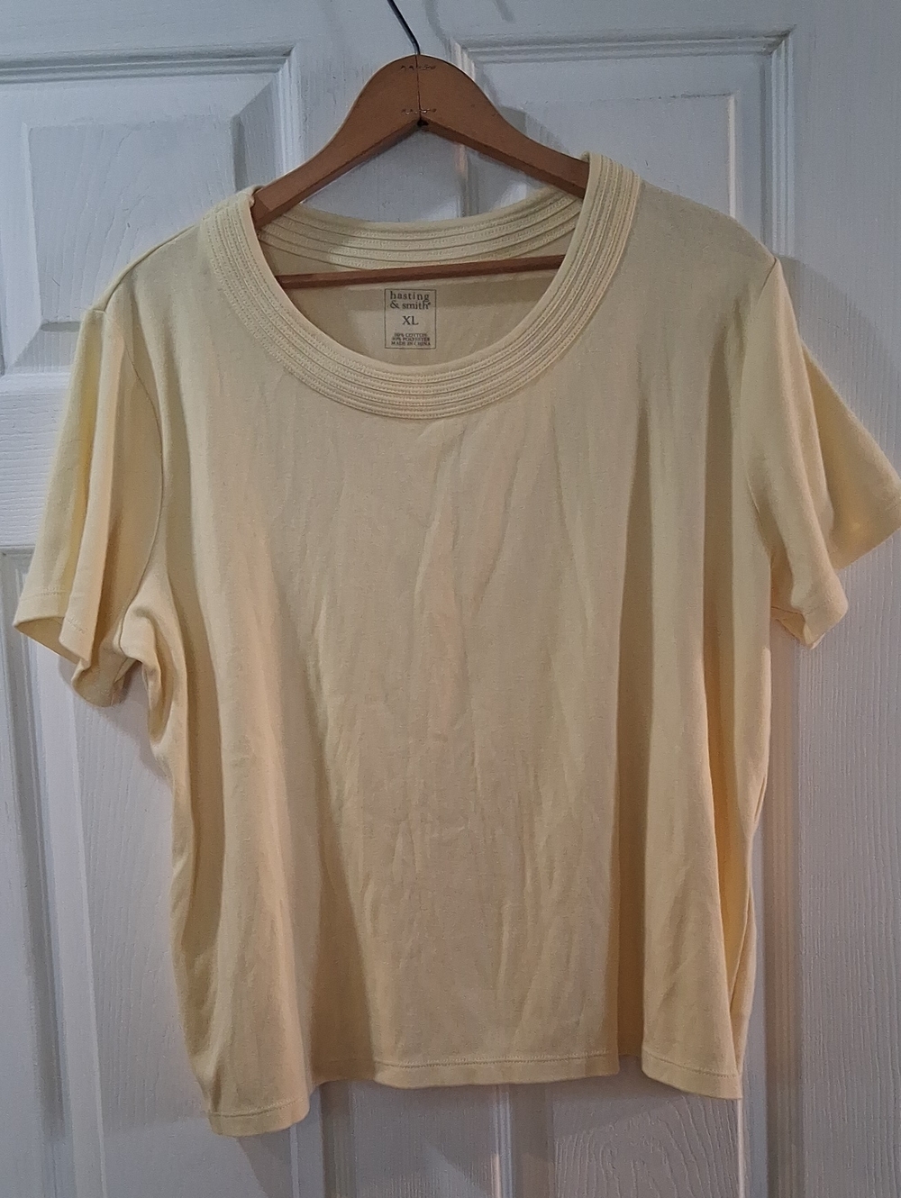 Hanes Women's Pale Yellow Short Sleeve Scoop Neck Tee